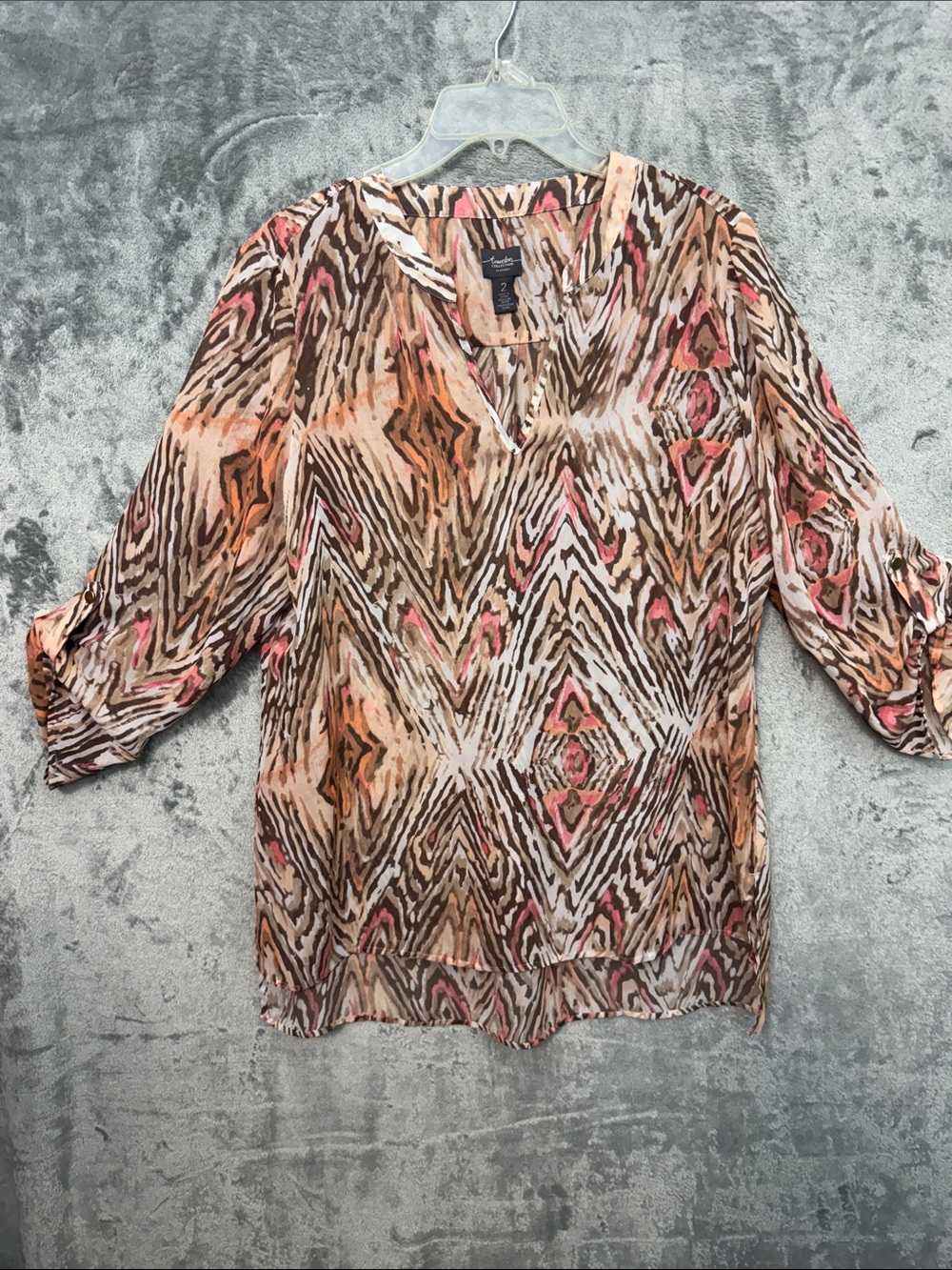 Traveler's Collection by Chico's Pink and Brown Geometric V-Neck Tunic lightweig